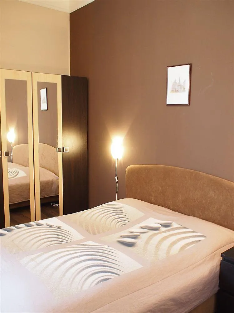 Budapest Royal Suites 0*,